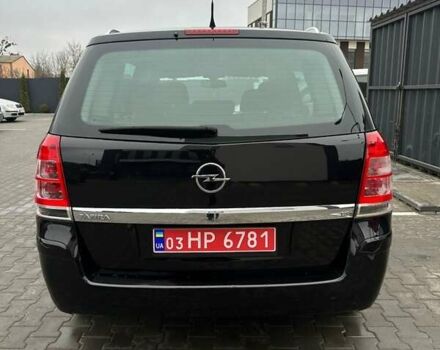 Черный Опель Зафира, объемом двигателя 1.6 л и пробегом 177 тыс. км за 7600 $, фото 12 на Automoto.ua