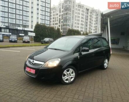 Черный Опель Зафира, объемом двигателя 1.7 л и пробегом 244 тыс. км за 7650 $, фото 64 на Automoto.ua