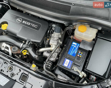 Черный Опель Зафира, объемом двигателя 1.7 л и пробегом 260 тыс. км за 6999 $, фото 46 на Automoto.ua