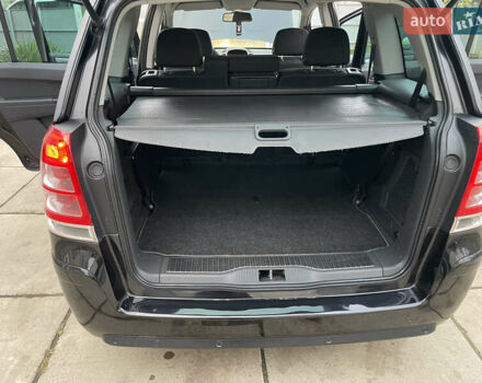 Черный Опель Зафира, объемом двигателя 1.7 л и пробегом 260 тыс. км за 6999 $, фото 32 на Automoto.ua