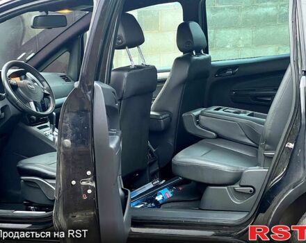 Чорний Опель Зафіра, об'ємом двигуна 1.9 л та пробігом 300 тис. км за 7500 $, фото 9 на Automoto.ua