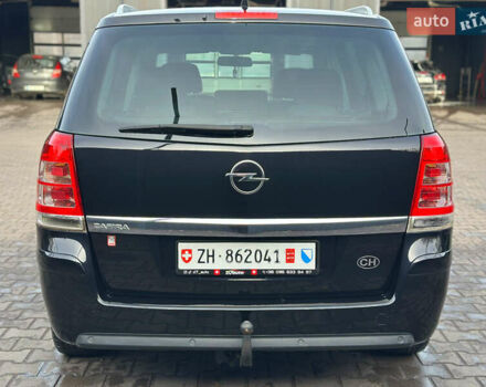 Чорний Опель Зафіра, об'ємом двигуна 1.8 л та пробігом 210 тис. км за 8199 $, фото 18 на Automoto.ua