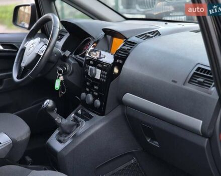 Чорний Опель Зафіра, об'ємом двигуна 1.7 л та пробігом 271 тис. км за 7055 $, фото 34 на Automoto.ua