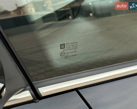 Чорний Опель Зафіра, об'ємом двигуна 1.8 л та пробігом 210 тис. км за 8199 $, фото 102 на Automoto.ua