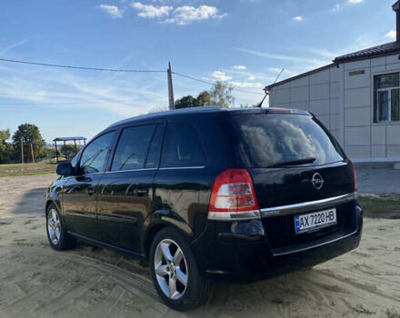 Чорний Опель Зафіра, об'ємом двигуна 1.69 л та пробігом 230 тис. км за 7200 $, фото 4 на Automoto.ua
