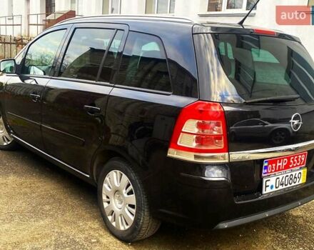 Черный Опель Зафира, объемом двигателя 0 л и пробегом 212 тыс. км за 7800 $, фото 4 на Automoto.ua