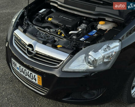 Черный Опель Зафира, объемом двигателя 1.7 л и пробегом 189 тыс. км за 8350 $, фото 111 на Automoto.ua