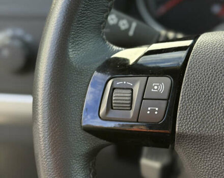 Черный Опель Зафира, объемом двигателя 1.8 л и пробегом 213 тыс. км за 7700 $, фото 53 на Automoto.ua