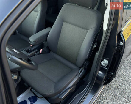 Черный Опель Зафира, объемом двигателя 1.7 л и пробегом 189 тыс. км за 8350 $, фото 53 на Automoto.ua