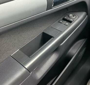 Черный Опель Зафира, объемом двигателя 1.69 л и пробегом 215 тыс. км за 7000 $, фото 17 на Automoto.ua