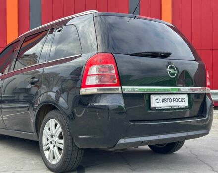 Черный Опель Зафира, объемом двигателя 1.7 л и пробегом 308 тыс. км за 7290 $, фото 4 на Automoto.ua
