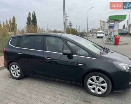 Опель Зафира 2012 в Луцке на Automoto.ua Черный Опель Зафира, объемом двигателя 1.96 л и пробегом 283 тыс. км за 11500 $, фото 3 на Automoto.ua