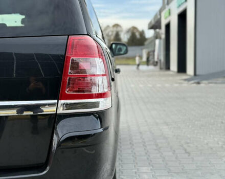 Черный Опель Зафира, объемом двигателя 1.8 л и пробегом 213 тыс. км за 7700 $, фото 27 на Automoto.ua