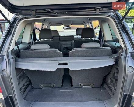 Чорний Опель Зафіра, об'ємом двигуна 1.7 л та пробігом 209 тис. км за 7950 $, фото 47 на Automoto.ua