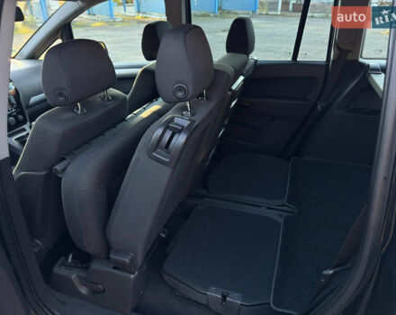 Черный Опель Зафира, объемом двигателя 1.7 л и пробегом 189 тыс. км за 8350 $, фото 84 на Automoto.ua