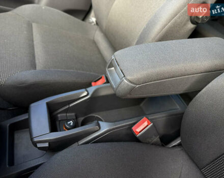 Черный Опель Зафира, объемом двигателя 1.8 л и пробегом 213 тыс. км за 7700 $, фото 59 на Automoto.ua