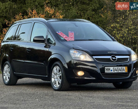 Черный Опель Зафира, объемом двигателя 1.7 л и пробегом 189 тыс. км за 8350 $, фото 28 на Automoto.ua