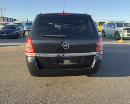 Чорний Опель Зафіра, об'ємом двигуна 0 л та пробігом 175 тис. км за 5437 $, фото 4 на Automoto.ua