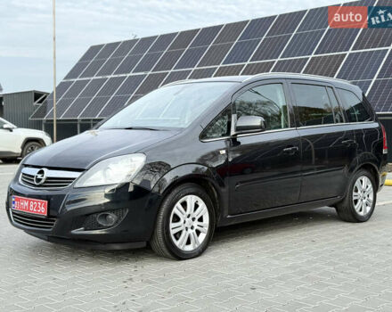 Черный Опель Зафира, объемом двигателя 1.8 л и пробегом 213 тыс. км за 7700 $, фото 5 на Automoto.ua