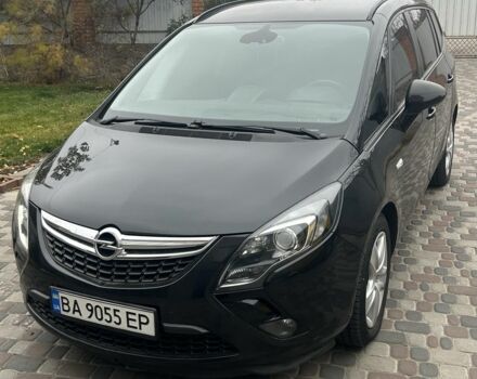 Черный Опель Зафира, объемом двигателя 2 л и пробегом 235 тыс. км за 9700 $, фото 1 на Automoto.ua