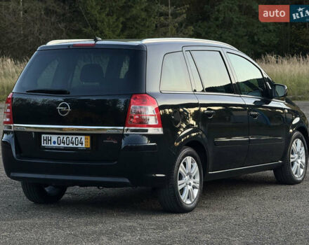 Черный Опель Зафира, объемом двигателя 1.7 л и пробегом 189 тыс. км за 8350 $, фото 34 на Automoto.ua
