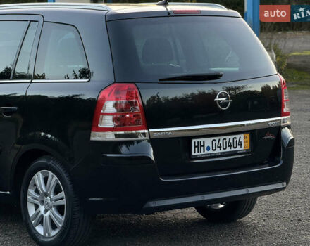 Черный Опель Зафира, объемом двигателя 1.7 л и пробегом 189 тыс. км за 8350 $, фото 41 на Automoto.ua