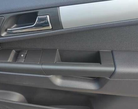 Опель Зафира 2012 в Хмельницком на Automoto.ua Черный Опель Зафира, объемом двигателя 1.7 л и пробегом 227 тыс. км за 8100 $, фото 12 на Automoto.ua