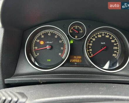 Опель Зафира 2012 в Чернигове на Automoto.ua Черный Опель Зафира, объемом двигателя 1.8 л и пробегом 239 тыс. км за 7799 $, фото 11 на Automoto.ua