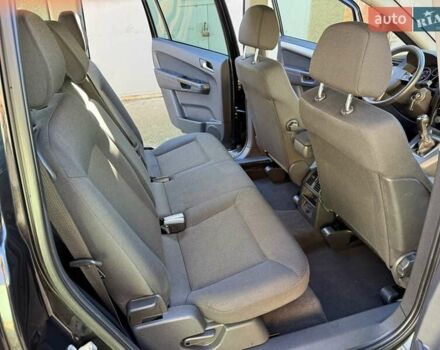 Чорний Опель Зафіра, об'ємом двигуна 1.7 л та пробігом 209 тис. км за 7950 $, фото 39 на Automoto.ua