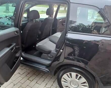 Черный Опель Зафира, объемом двигателя 1.69 л и пробегом 215 тыс. км за 7000 $, фото 20 на Automoto.ua