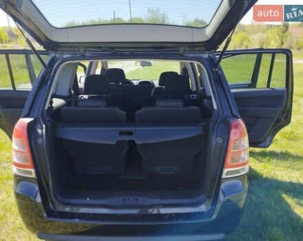 Черный Опель Зафира, объемом двигателя 1.6 л и пробегом 219 тыс. км за 7000 $, фото 26 на Automoto.ua