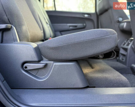 Черный Опель Зафира, объемом двигателя 1.8 л и пробегом 213 тыс. км за 7700 $, фото 90 на Automoto.ua