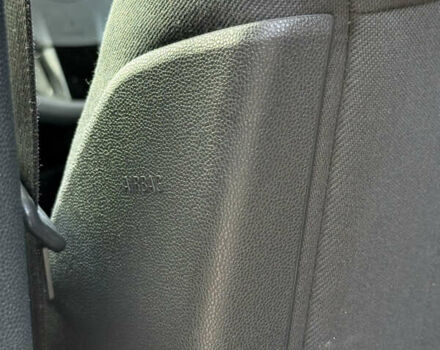 Черный Опель Зафира, объемом двигателя 1.8 л и пробегом 213 тыс. км за 7700 $, фото 68 на Automoto.ua