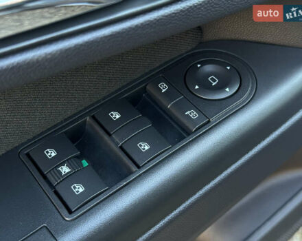 Черный Опель Зафира, объемом двигателя 1.7 л и пробегом 189 тыс. км за 8350 $, фото 46 на Automoto.ua