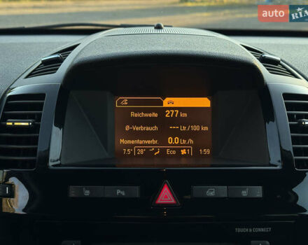 Черный Опель Зафира, объемом двигателя 1.7 л и пробегом 189 тыс. км за 8350 $, фото 65 на Automoto.ua