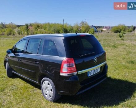Черный Опель Зафира, объемом двигателя 1.6 л и пробегом 219 тыс. км за 7000 $, фото 5 на Automoto.ua