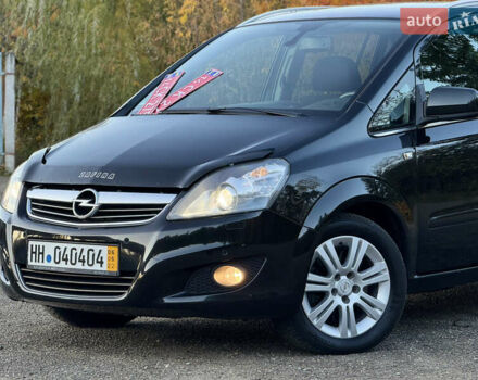 Черный Опель Зафира, объемом двигателя 1.7 л и пробегом 189 тыс. км за 8350 $, фото 14 на Automoto.ua