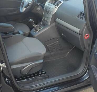 Опель Зафира 2012 в Хмельницком на Automoto.ua Черный Опель Зафира, объемом двигателя 1.7 л и пробегом 227 тыс. км за 8100 $, фото 9 на Automoto.ua