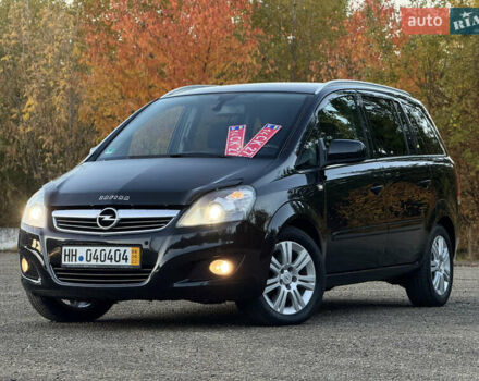 Черный Опель Зафира, объемом двигателя 1.7 л и пробегом 189 тыс. км за 8350 $, фото 137 на Automoto.ua