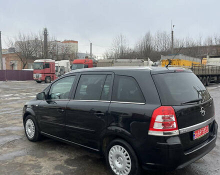 Черный Опель Зафира, объемом двигателя 1.8 л и пробегом 211 тыс. км за 8000 $, фото 7 на Automoto.ua