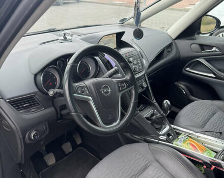 Опель Зафира 2012 в Луцке на Automoto.ua Черный Опель Зафира, объемом двигателя 1.96 л и пробегом 283 тыс. км за 11500 $, фото 11 на Automoto.ua