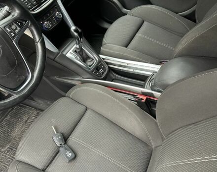 Черный Опель Зафира, объемом двигателя 2 л и пробегом 235 тыс. км за 9700 $, фото 6 на Automoto.ua