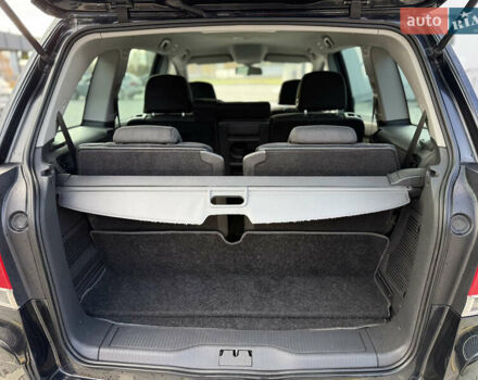 Черный Опель Зафира, объемом двигателя 1.8 л и пробегом 213 тыс. км за 7700 $, фото 118 на Automoto.ua