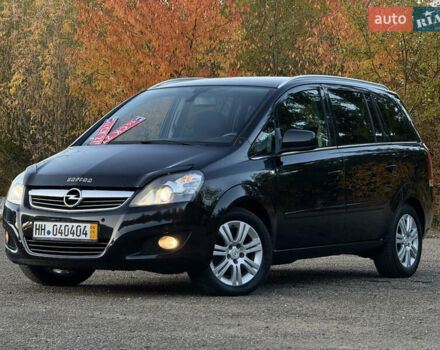 Черный Опель Зафира, объемом двигателя 1.7 л и пробегом 189 тыс. км за 8350 $, фото 12 на Automoto.ua
