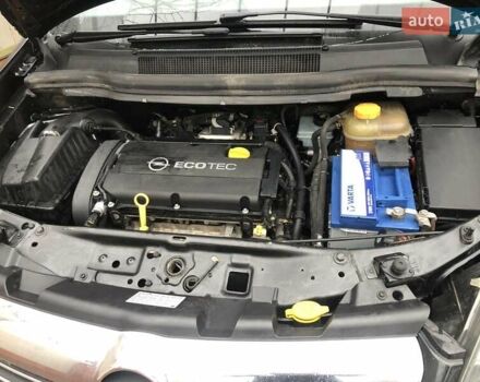 Черный Опель Зафира, объемом двигателя 1.8 л и пробегом 175 тыс. км за 7500 $, фото 14 на Automoto.ua