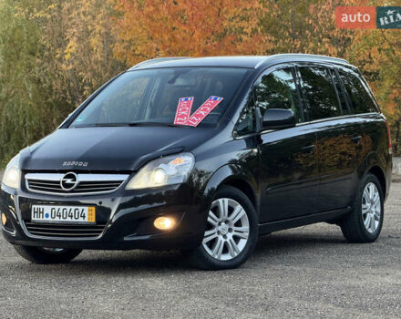 Черный Опель Зафира, объемом двигателя 1.7 л и пробегом 189 тыс. км за 8350 $, фото 139 на Automoto.ua