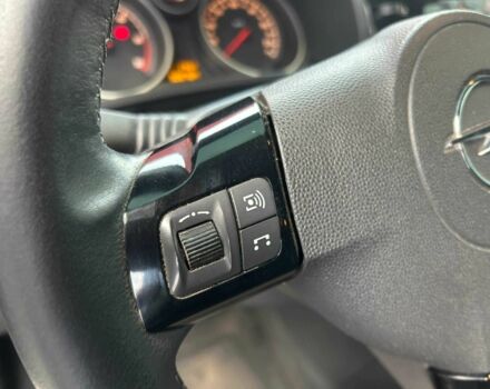 Черный Опель Зафира, объемом двигателя 1.7 л и пробегом 308 тыс. км за 7290 $, фото 16 на Automoto.ua