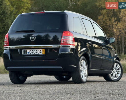 Черный Опель Зафира, объемом двигателя 1.7 л и пробегом 189 тыс. км за 8350 $, фото 133 на Automoto.ua