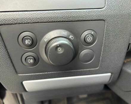 Черный Опель Зафира, объемом двигателя 1.7 л и пробегом 308 тыс. км за 7290 $, фото 17 на Automoto.ua