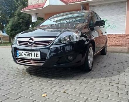 Черный Опель Зафира, объемом двигателя 1.69 л и пробегом 215 тыс. км за 7000 $, фото 1 на Automoto.ua